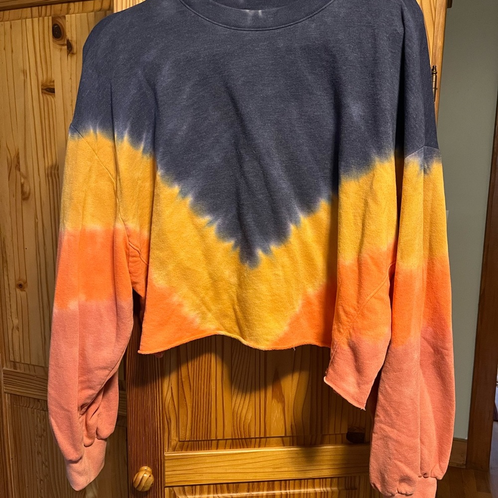 VSPINK cropped sweatshirt